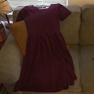 LulaRoe Amelia (?) in deep maroon